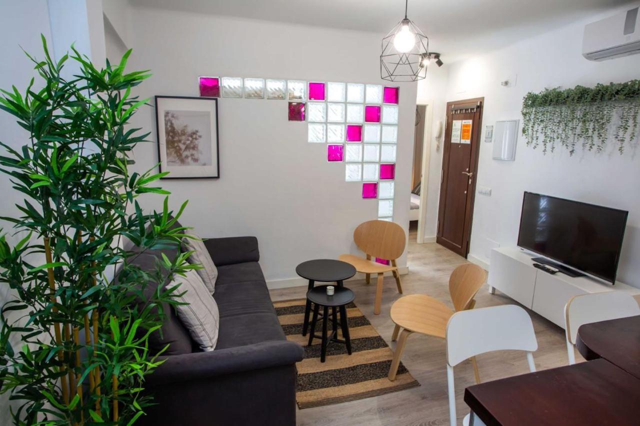 Holidays2Malaga Lagunillas 3 Bedrooms Downtown Local Area 500Mb Free Wifi Dış mekan fotoğraf
