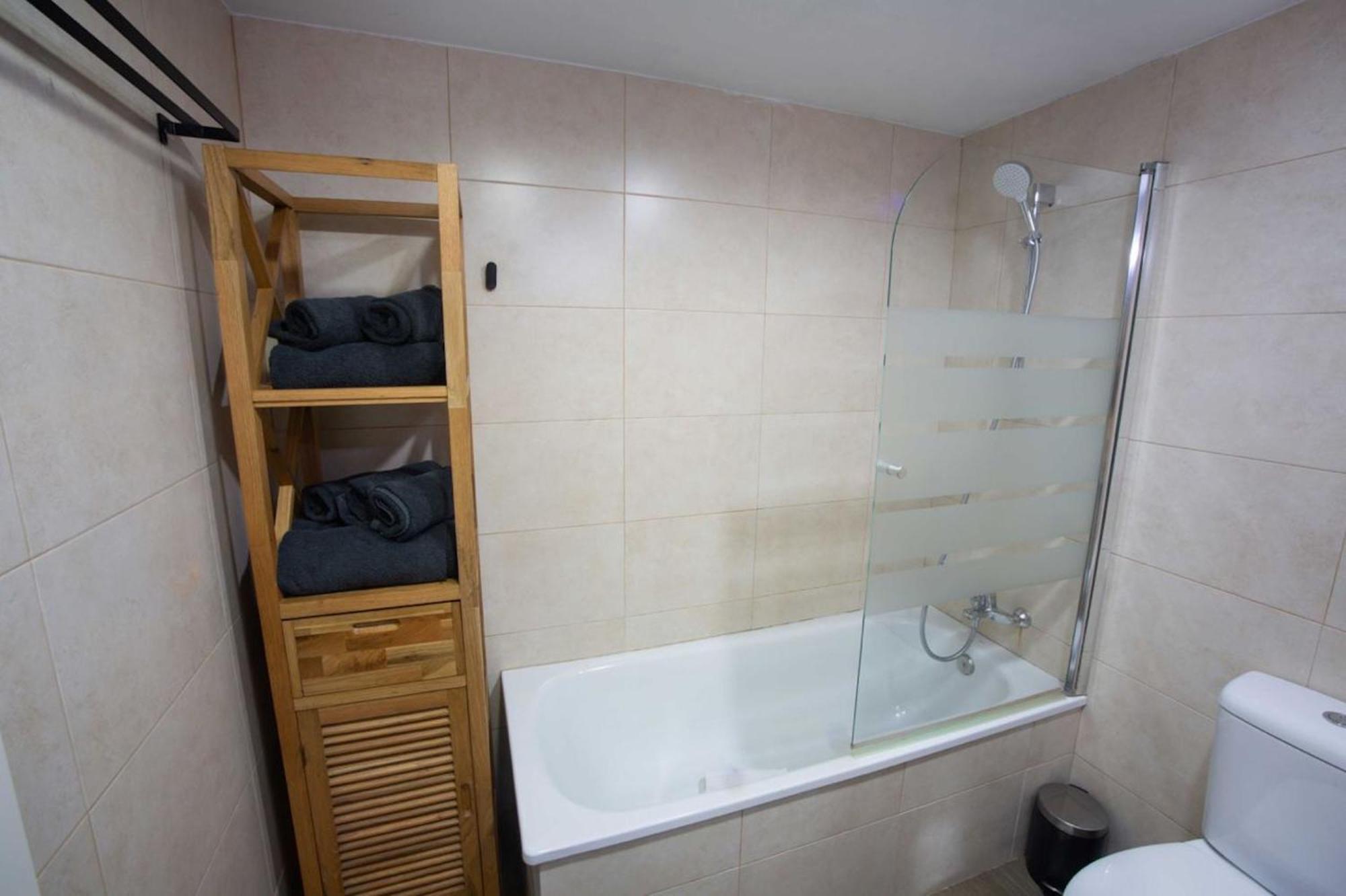 Holidays2Malaga Lagunillas 3 Bedrooms Downtown Local Area 500Mb Free Wifi Dış mekan fotoğraf