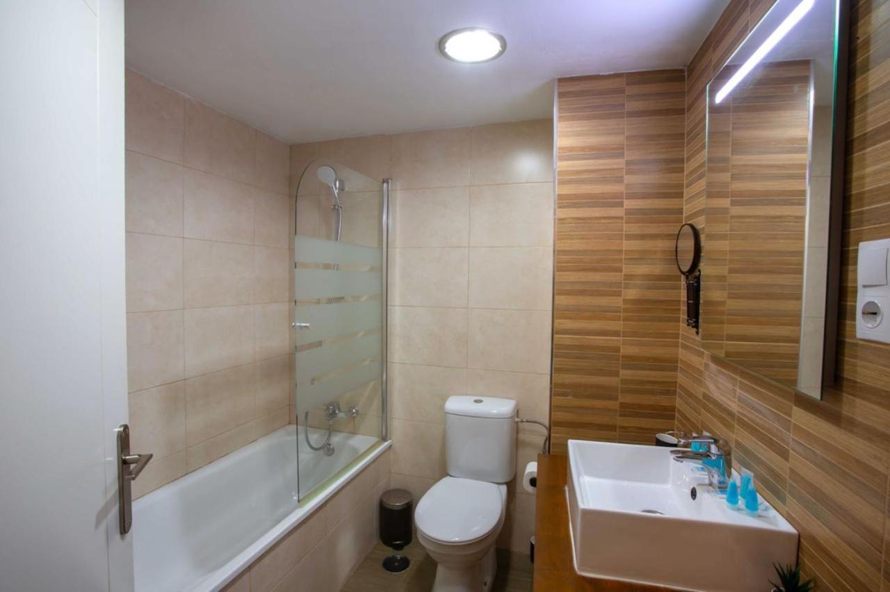 Holidays2Malaga Lagunillas 3 Bedrooms Downtown Local Area 500Mb Free Wifi Dış mekan fotoğraf
